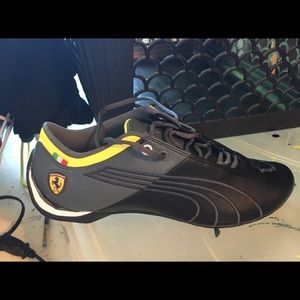 Men’s Puma sneakers